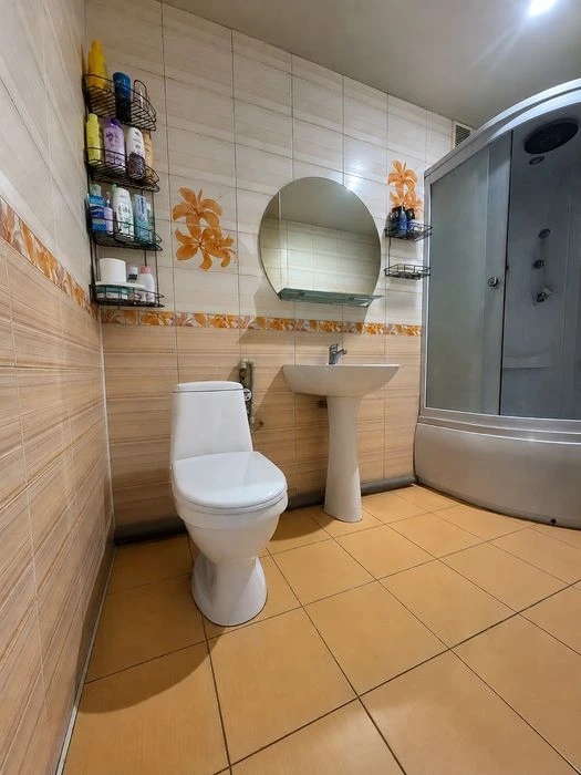 3-кімнатна квартира в Центрі Ya