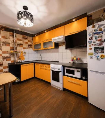 Продам 3 кімнатну квартиру Круг!