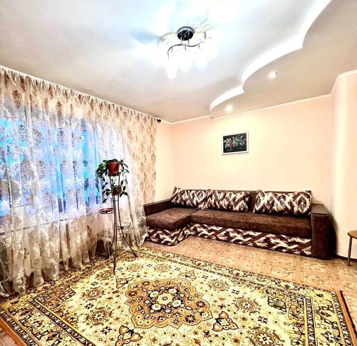 Продам 3 кімнатну квартиру Круг!