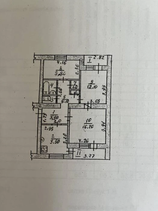 Продаж 3-кімнатної квартири 68 м² у цегляному будинку біля 2