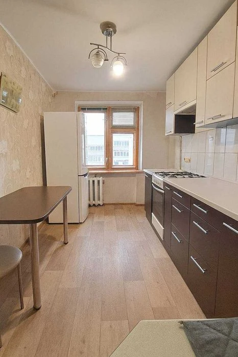 Продаж 4кімнатної квартири р-н Рокосовського Сертифікат