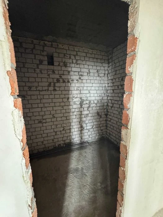 2 кімнатна квартира з чорновими роботами від забудовника