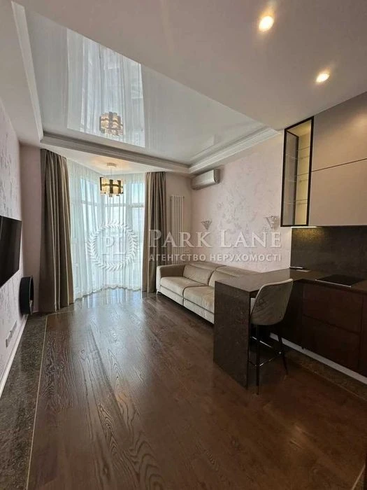 1k residential complex French Quarter Saperne Pole 14/55 metro Lybidska