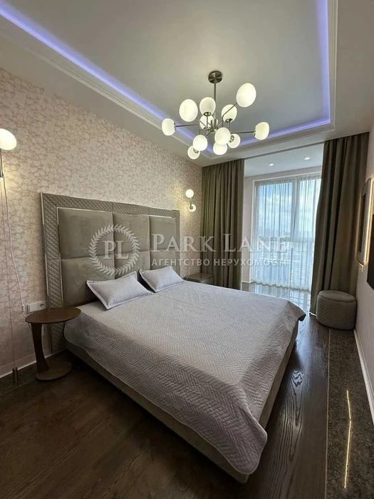 1k residential complex French Quarter Saperne Pole 14/55 metro Lybidska