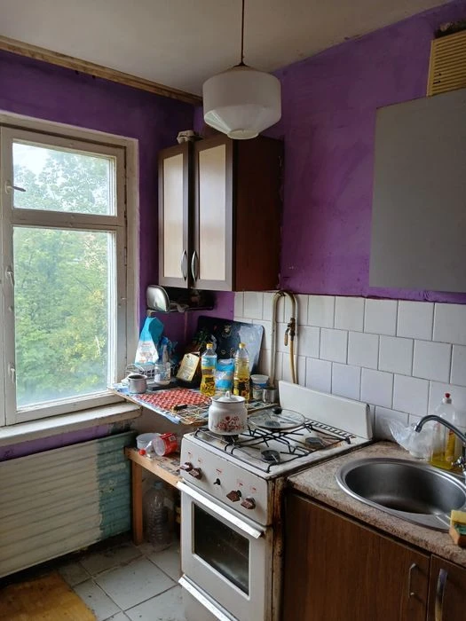 Продаж 3х кім.кв. вул. Соборності(СШ 12)