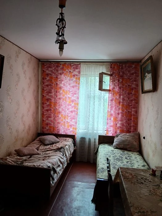 Продаж 3х кім.кв. вул. Соборності(СШ 12)