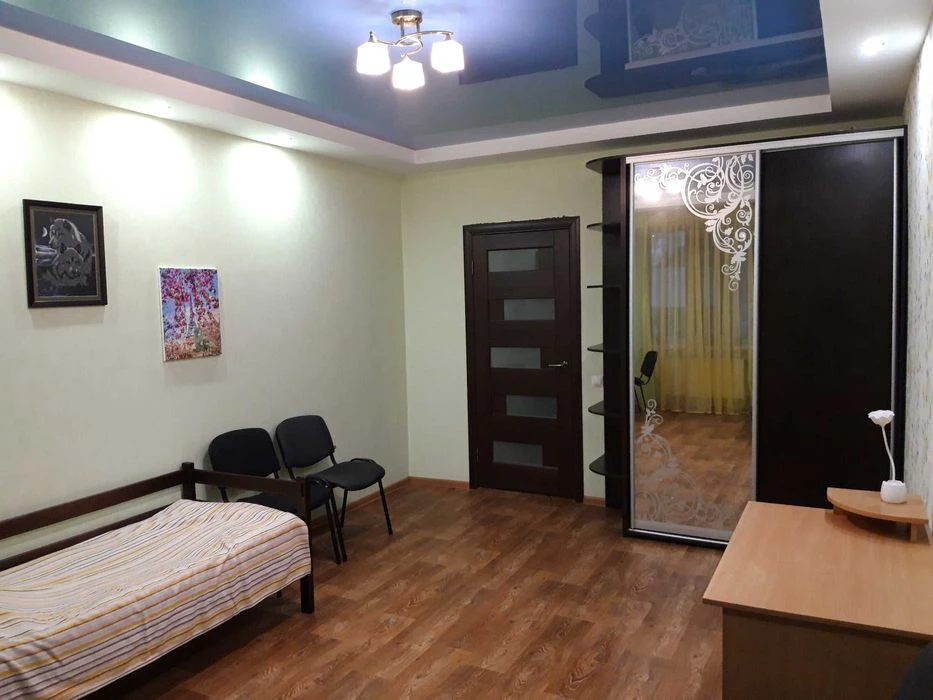 2-кімн.кв. 84 м2 в Чернігові. Центр. Автономка. Ремонт
