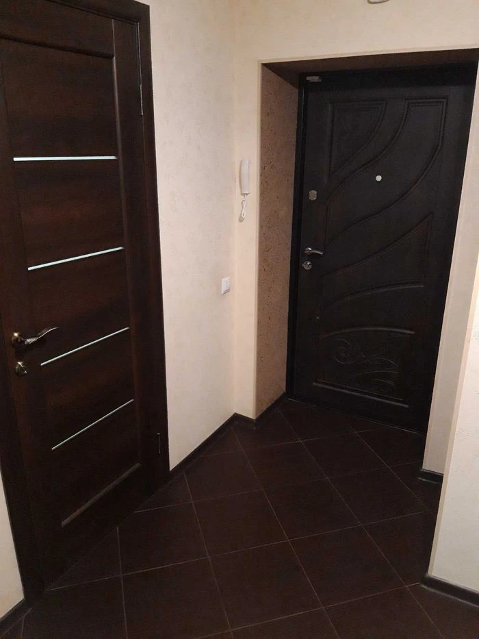2-кімн.кв. 84 м2 в Чернігові. Центр. Автономка. Ремонт