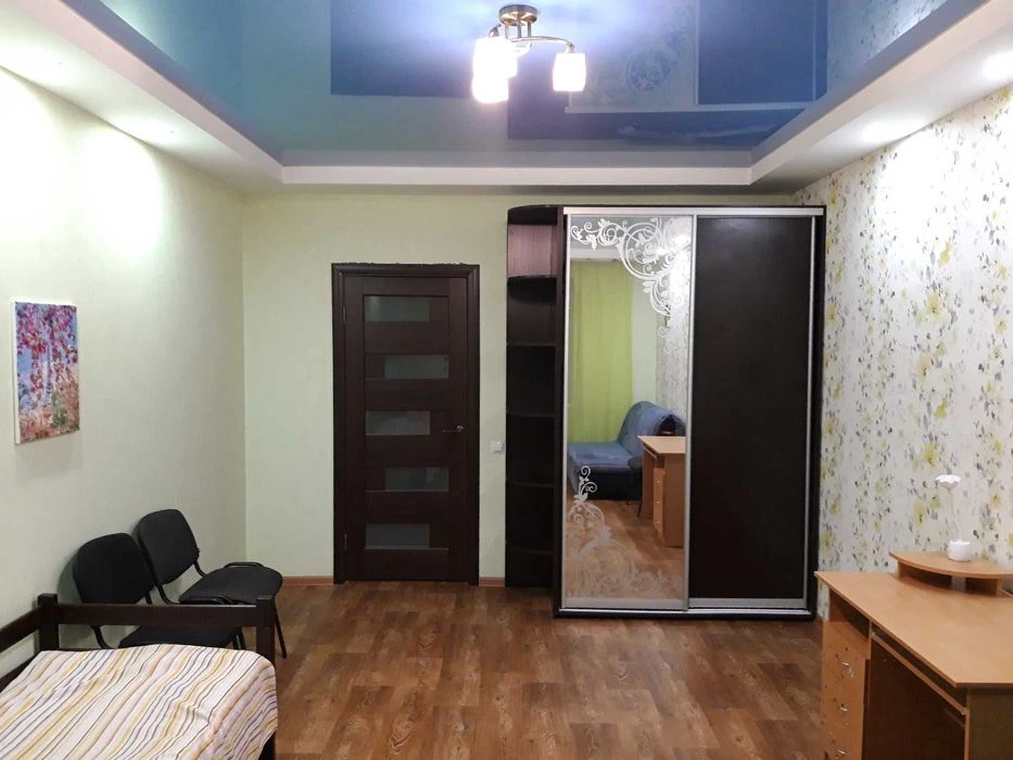2-кімн.кв. 84 м2 в Чернігові. Центр. Автономка. Ремонт