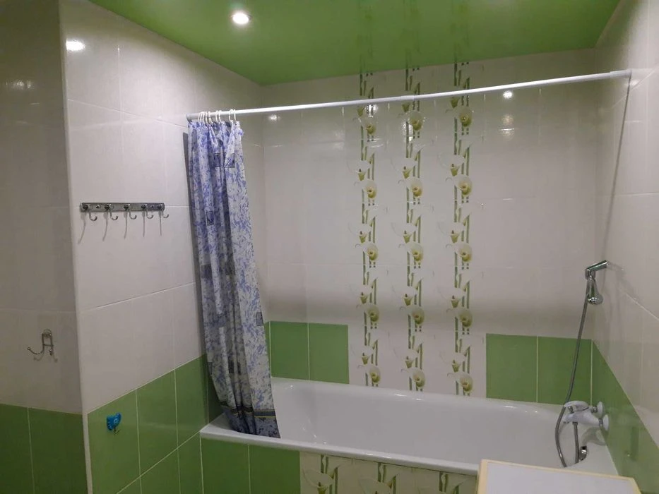 2-кімн.кв. 84 м2 в Чернігові. Центр. Автономка. Ремонт