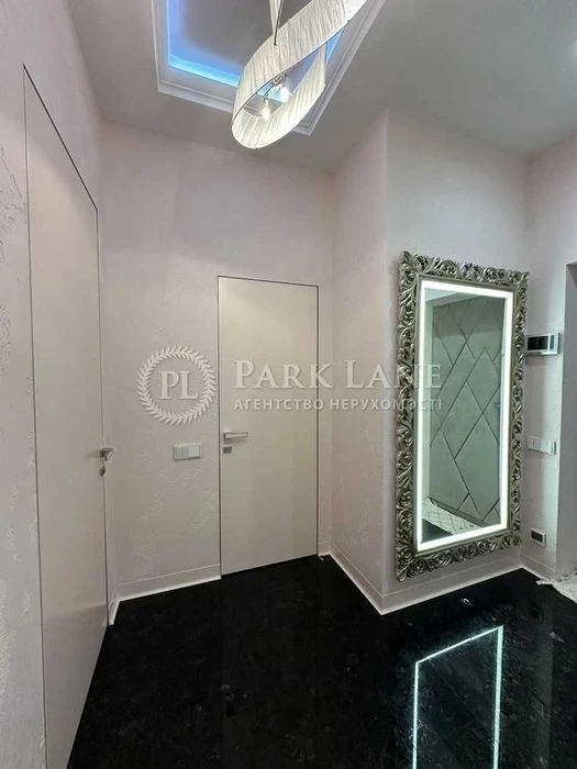 1k residential complex French Quarter Saperne Pole 14/55 metro Lybidska