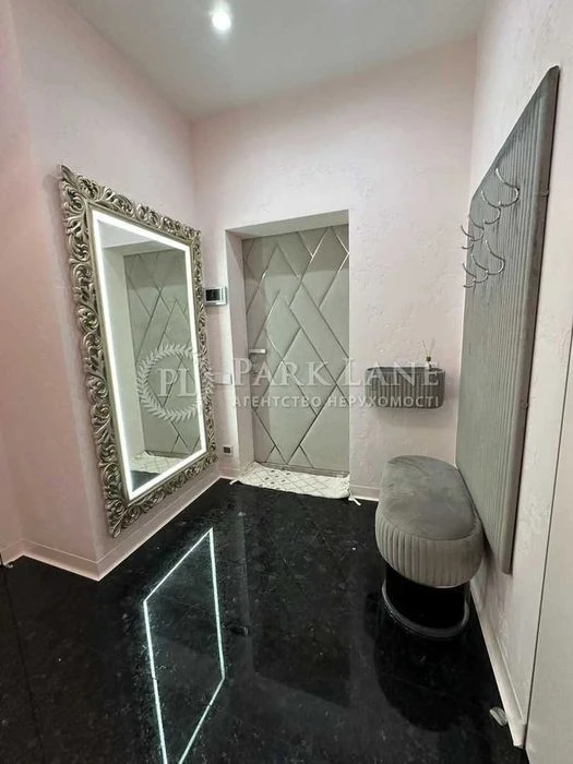 1k residential complex French Quarter Saperne Pole 14/55 metro Lybidska