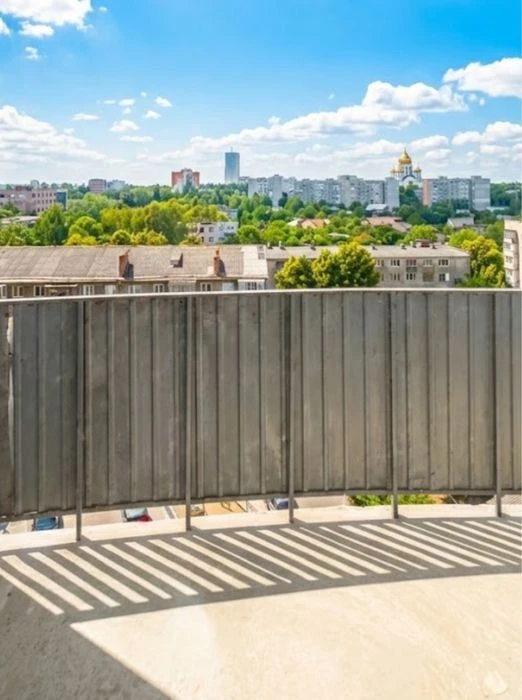 Трьохкімнатна квартира в центрі з вільним простором в клубно