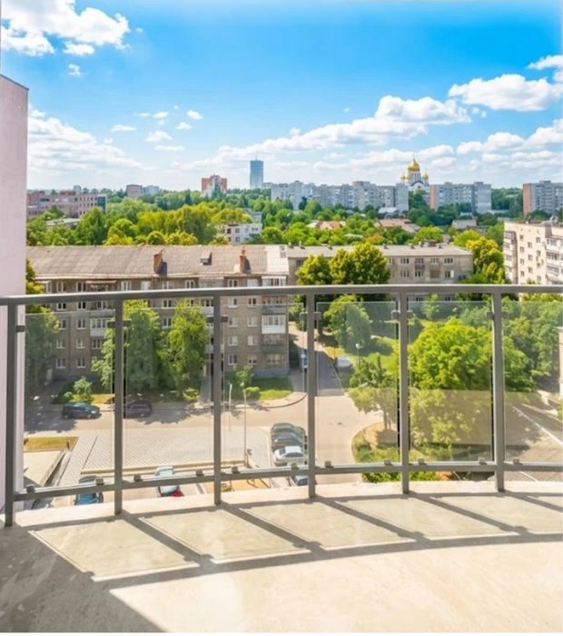 Трьохкімнатна квартира в центрі з вільним простором в клубно