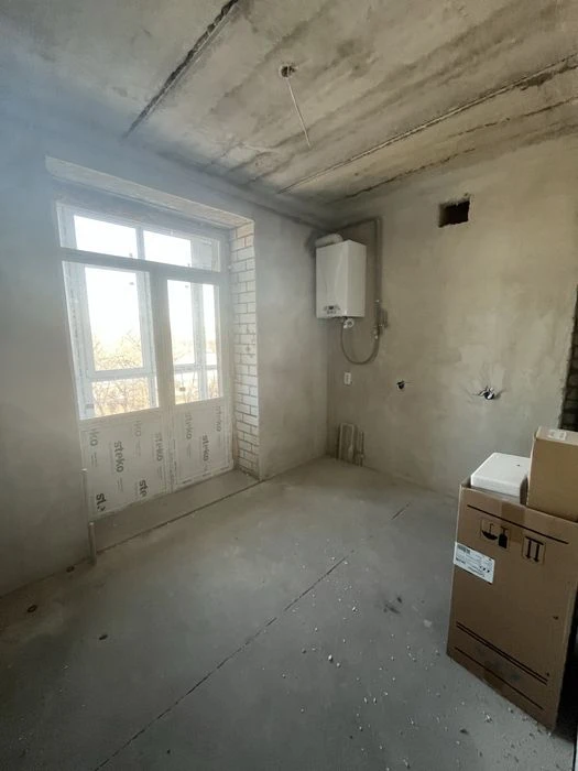 Продам 3- кімнатну квартиру в центрі міста