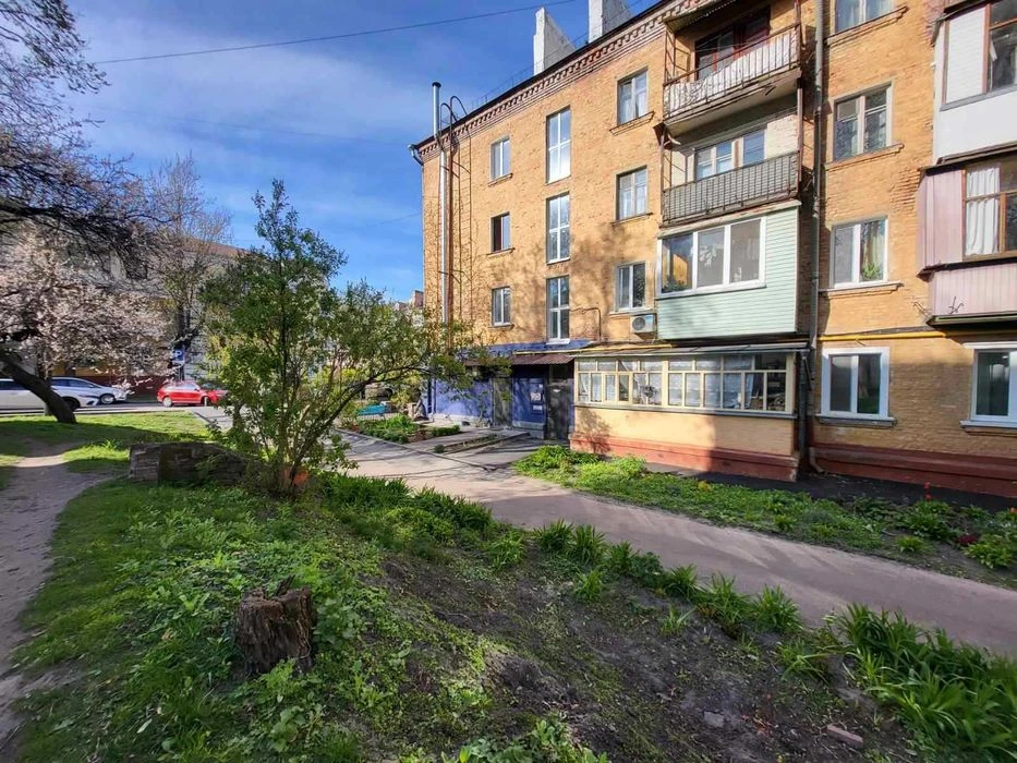 Продається 2 кімнатна квартира, як інвестиція в бізнес..