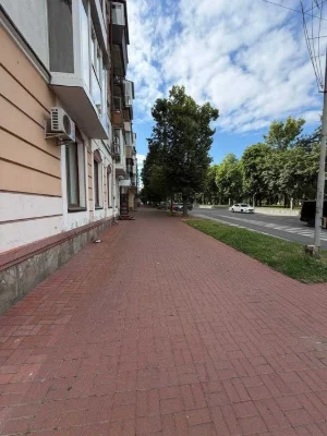 Продам 3-х комн. квартиру, р-н Площадь, Вал