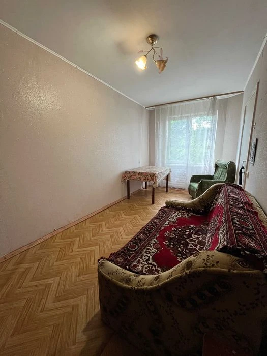 Продається 3на квартира 64м2, вул. Народного Руху. LD