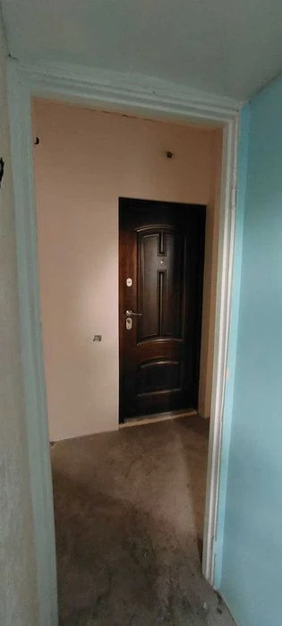 Продам  м\с 22м2  вул. Степана Бандери б.13