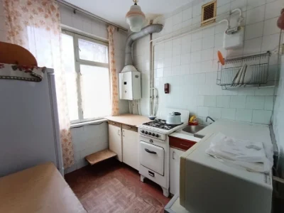 Є-відновлення, 3-кімнатна 3/5 63м,