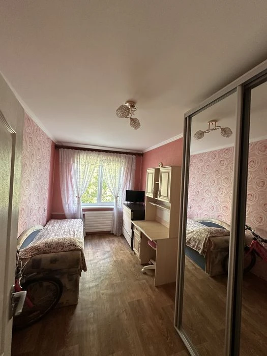 Продаж 2х кімнатної квартири по вул. В. Коваленко (Пухова)