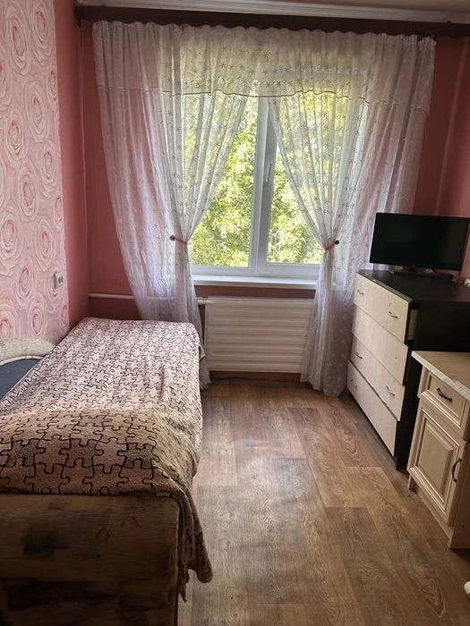 Продаж 2х кімнатної квартири по вул. В. Коваленко (Пухова)