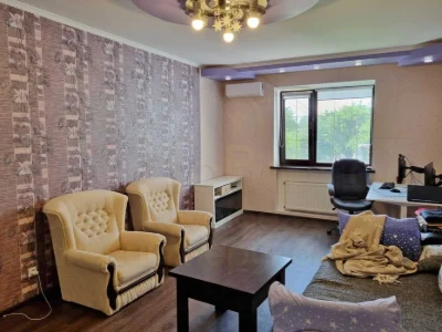 2 кімн квартира 74м2 в новобудові з ремонтом по вул. Старобі