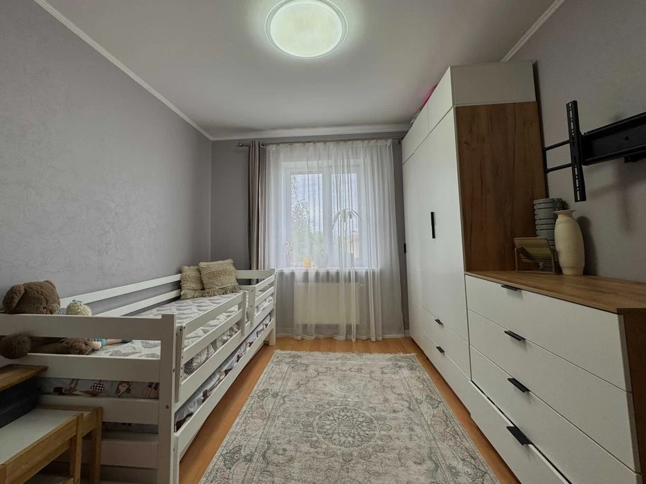 Трикімнатна квартира, 72 м2, вул. Єськова, АВТОНОМКА,  VS