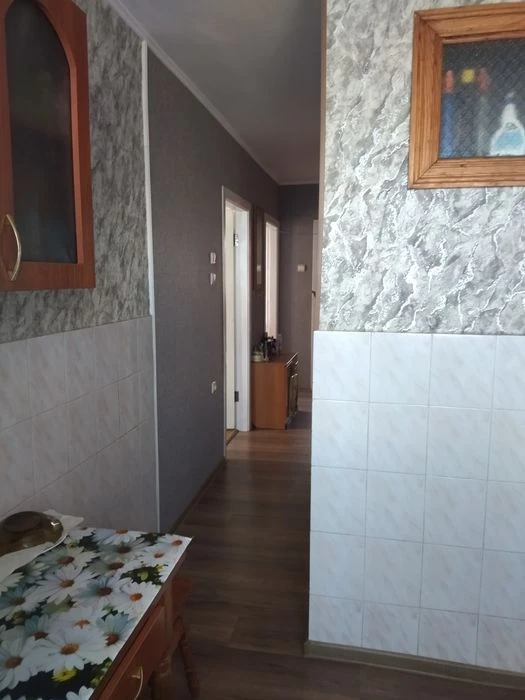 Продам трехкомнатную квартиру р-н Круга