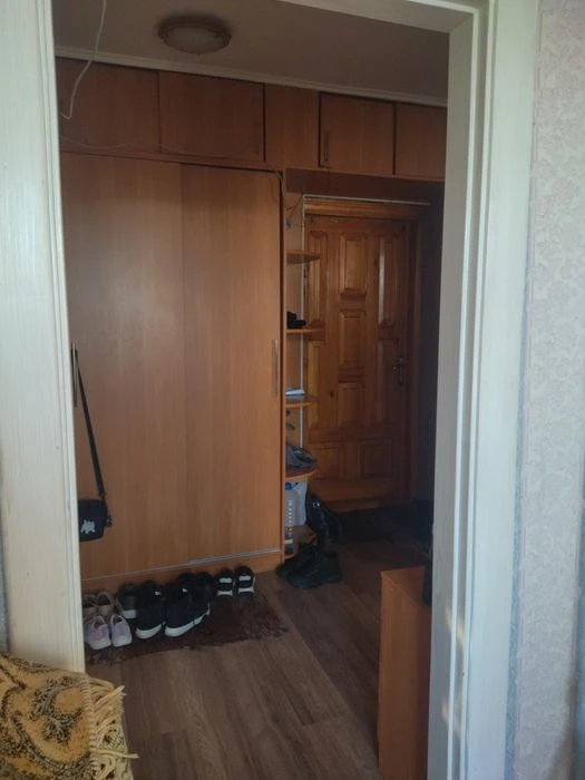 Продам трехкомнатную квартиру р-н Круга