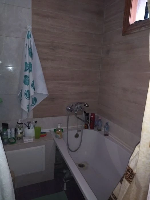Продам трехкомнатную квартиру р-н Круга