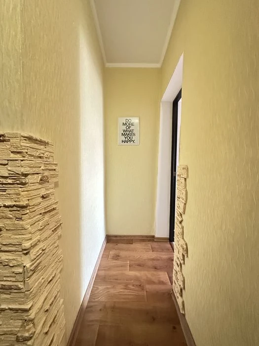 Продам 2х кімн кв Центр, Круг, ремонт.
