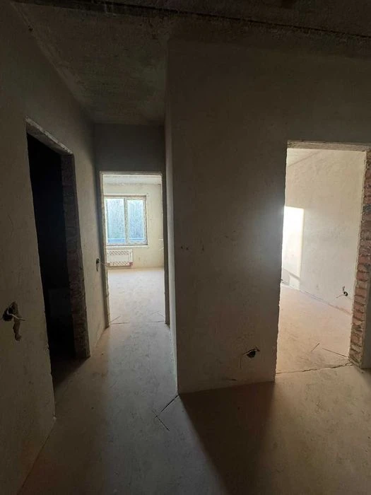 Продаж 2-х кімн кв-ри 54 м2, 3\5 новобудова, автон Савчука 7