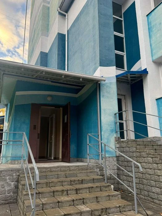 Продаж 2-х кімн кв-ри 54 м2, 3\5 новобудова, автон Савчука 7