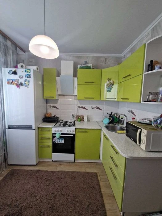 Продається 2-на квартира по вул.Освіти