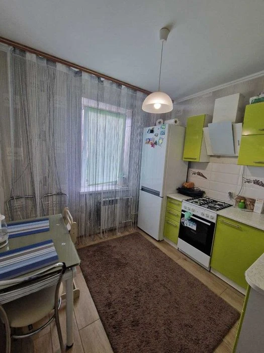 Продається 2-на квартира по вул.Освіти