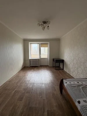 Продаж 3 кім квартира Вул Доценко 25 в біля 12 школи