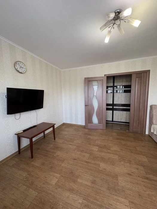 Продаж 3 кім квартира Вул Доценко 25 в біля 12 школи