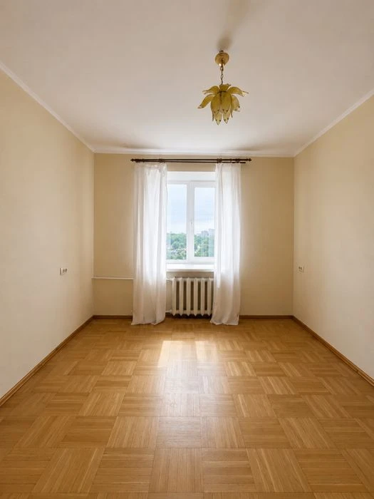 Продаж 3-кім. квартира вул. Шевченка 106