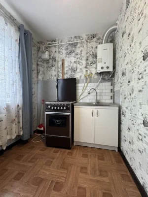 Продаж 2-х кімнатної в Центрі провулок Коцюбинського