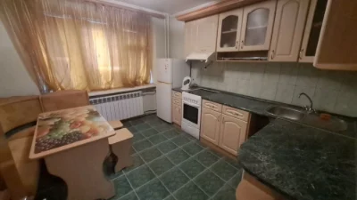Продаж 1 кімн з меблями  в центрі біля швейної фабрики