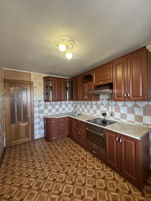 Продаж затишної 2-к квартири з видом! Мікрорайону Шерстянка