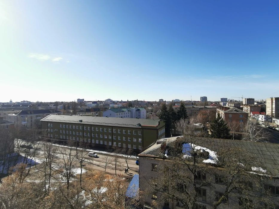 Однокімнатна квартира 37 м2 в центрі міста цегляний будинок