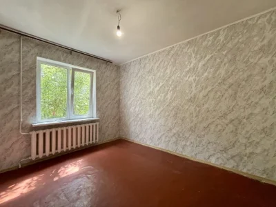 2-к під ремонт 2/9 трц Голівуд єВідновлення Чернігів RB