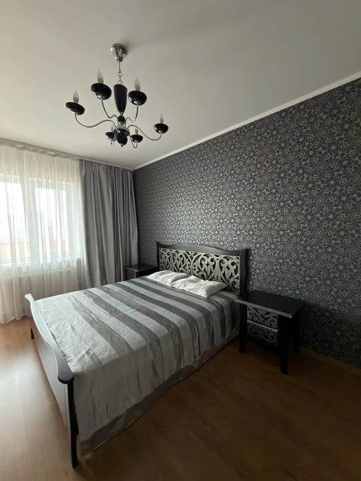 Продаж сучасноі 2х кімнатної квартирі в центрі