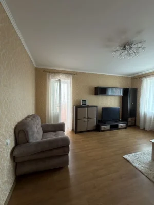 Продаж сучасноі 2х кімнатної квартирі в центрі
