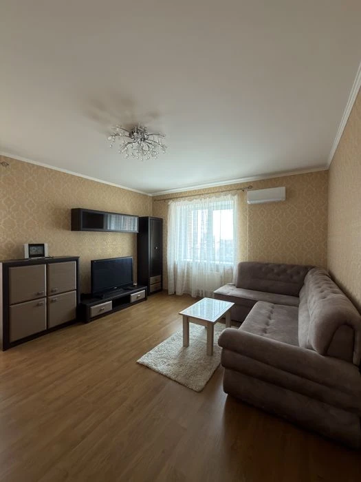 Продаж сучасноі 2х кімнатної квартирі в центрі