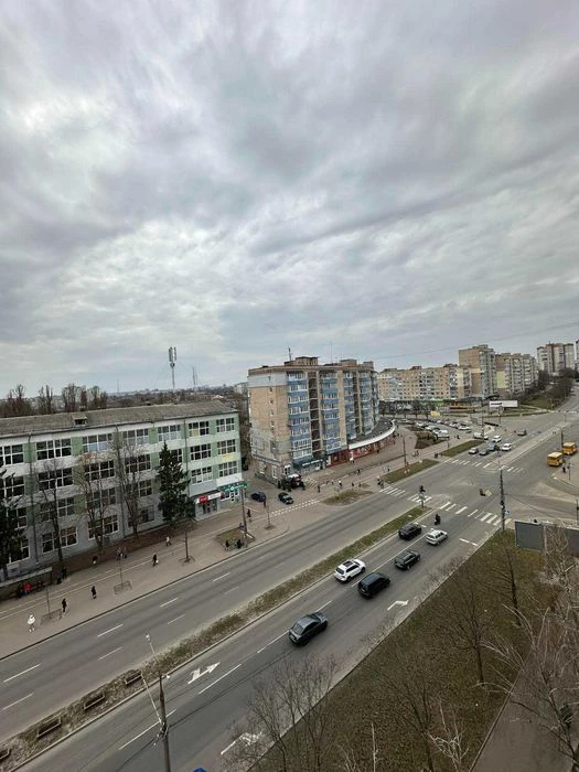 Затишна 2 кімн кв-ра пр Левка Лук'яненка (Рокосовського), бі