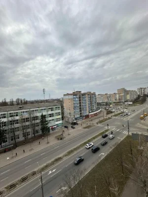Затишна 2 кімн кв-ра пр Левка Лук'яненка (Рокосовського), бі