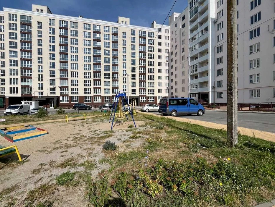 ПРОДАЖ видової 1-кімнатної квартири (45,3 м2) по вул. Незале